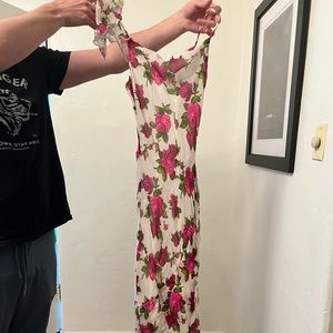 Silk chiffon Betsy Johnson dress